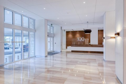 Condominio en venta en Sunny Isles Beach, Florida, 2 dormitorios, 126.07 m2 № 2254284 - foto 24