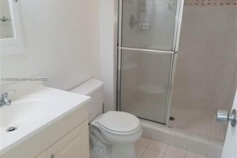 Condominio en venta en Sunny Isles Beach, Florida, 2 dormitorios, 126.07 m2 № 2254284 - foto 13
