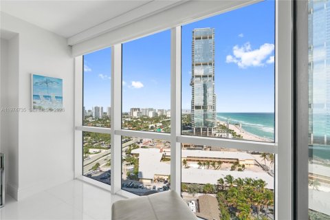 Copropriété à vendre à Sunny Isles Beach, Floride: 2 chambres, 152.64 m2 № 2040905 - photo 16