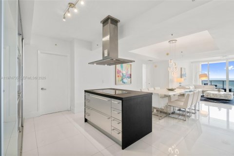 Copropriété à vendre à Sunny Isles Beach, Floride: 2 chambres, 152.64 m2 № 2040905 - photo 6