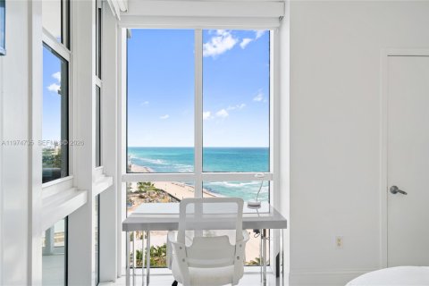 Copropriété à vendre à Sunny Isles Beach, Floride: 2 chambres, 152.64 m2 № 2040905 - photo 23