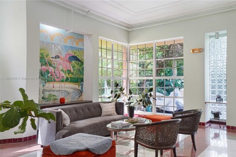 Condo in Miami Beach, Florida, 1 bedroom  № 1953644 - photo 19