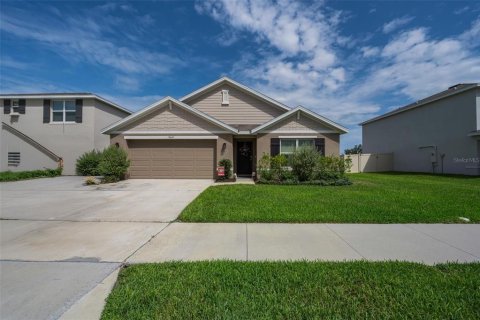 Villa ou maison à vendre à Spring Hill, Floride: 4 chambres, 171.5 m2 № 2223432 - photo 2