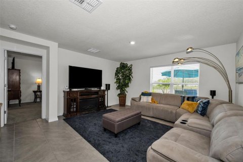 Villa ou maison à vendre à Spring Hill, Floride: 4 chambres, 171.5 m2 № 2223432 - photo 3