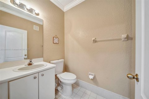 Copropriété à louer à Miramar, Floride: 2 chambres, 111.95 m2 № 1946869 - photo 17