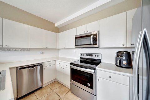 Copropriété à louer à Miramar, Floride: 2 chambres, 111.95 m2 № 1946869 - photo 8