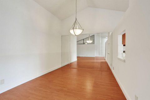 Купить виллу или дом в Корал-Спрингс, Флорида 3 комнаты, 140.1м2, № 2400753 - фото 16