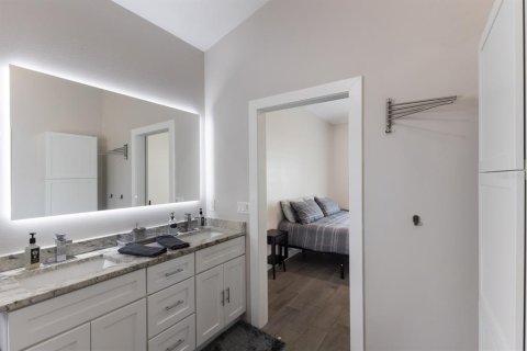 Casa en venta en Palmetto, Florida, 3 dormitorios, 146.41 m2 № 1683087 - foto 17