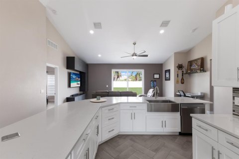 Casa en venta en Palmetto, Florida, 3 dormitorios, 146.41 m2 № 1683087 - foto 3