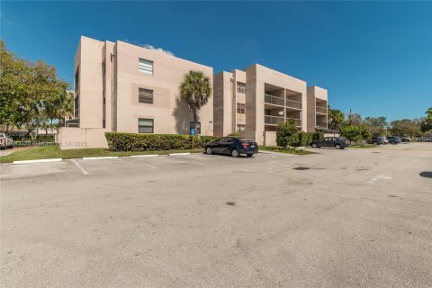 Copropriété à vendre à Miami, Floride: 2 chambres, 86.49 m2 № 1841319 - photo 28