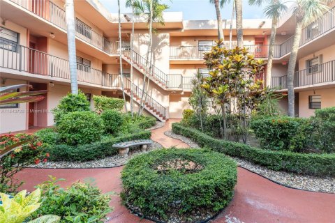 Copropriété à vendre à Miami, Floride: 2 chambres, 86.49 m2 № 1841319 - photo 1