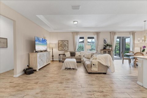 House in Bradenton, Florida 4 bedrooms, 185.71 sq.m. № 1776700 - photo 4