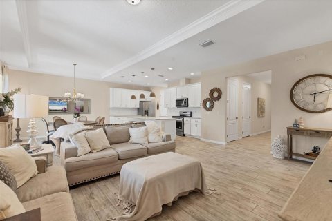 House in Bradenton, Florida 4 bedrooms, 185.71 sq.m. № 1776700 - photo 7