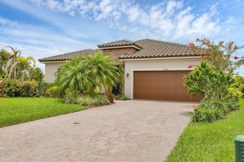 House in Bradenton, Florida 4 bedrooms, 185.71 sq.m. № 1776700 - photo 2