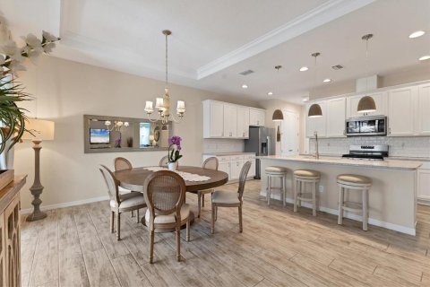 House in Bradenton, Florida 4 bedrooms, 185.71 sq.m. № 1776700 - photo 13