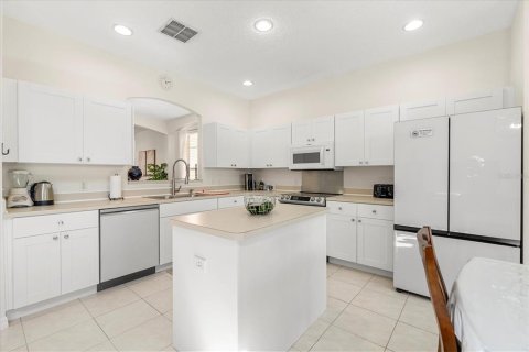 Купить виллу или дом в Киссимми, Флорида 4 комнаты, 263.29м2, № 1579128 - фото 20