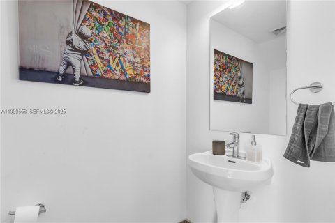 Снять в аренду кондоминиум в Майами, Флорида 1 спальня, 81.38м2, № 1991720 - фото 10
