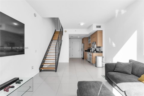 Снять в аренду кондоминиум в Майами, Флорида 1 спальня, 81.38м2, № 1991720 - фото 9