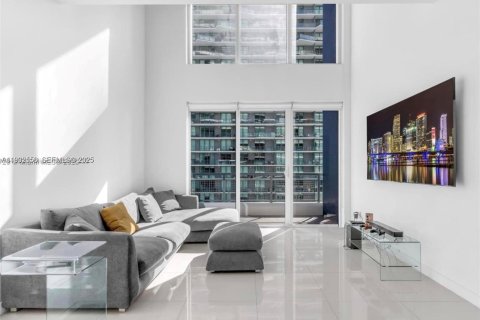 Снять в аренду кондоминиум в Майами, Флорида 1 спальня, 81.38м2, № 1991720 - фото 8