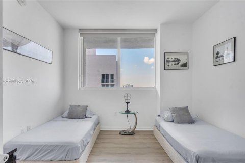 Купить кондоминиум в Майами, Флорида 2 спальни, 111.76м2, № 2042366 - фото 18