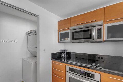 Купить кондоминиум в Майами, Флорида 2 спальни, 111.76м2, № 2042366 - фото 6