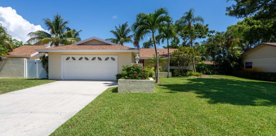 Casa en Boynton Beach, Florida 3 dormitorios, 141.68 m2 № 1221224