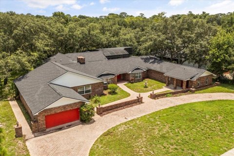 House in Longwood, Florida 6 bedrooms, 680.6 sq.m. № 1821030 - photo 1