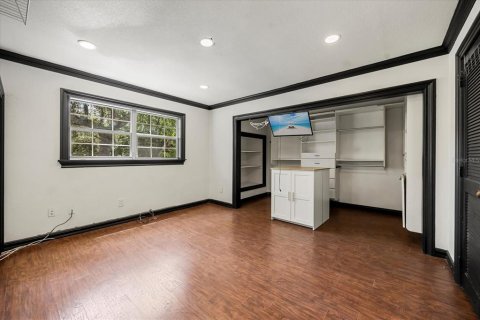 House in Longwood, Florida 6 bedrooms, 680.6 sq.m. № 1821030 - photo 11