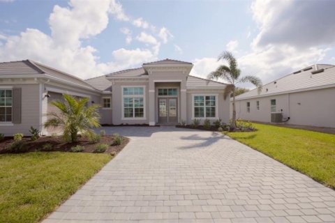 Casa en Bradenton, Florida 3 dormitorios, 260.03 m2 № 2098322