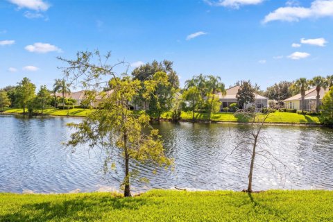 Townhouse in Wellington, Florida 2 bedrooms, 141.77 sq.m. № 2399646 - photo 18