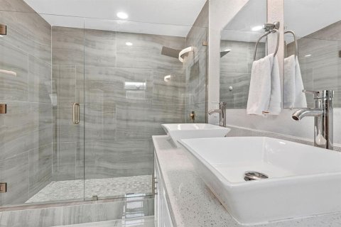 Купить виллу или дом в Сарасота, Флорида 3 комнаты, 96.99м2, № 2113229 - фото 22