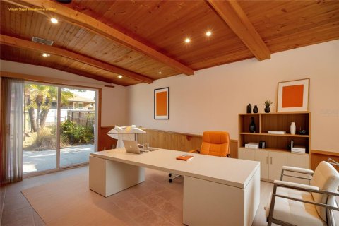 House in Saint Petersburg, Florida 2 bedrooms, 93.18 sq.m. № 1744862 - photo 14