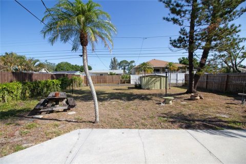 House in Saint Petersburg, Florida 2 bedrooms, 93.18 sq.m. № 1744862 - photo 29