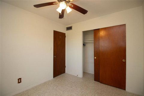 House in Saint Petersburg, Florida 2 bedrooms, 93.18 sq.m. № 1744862 - photo 26
