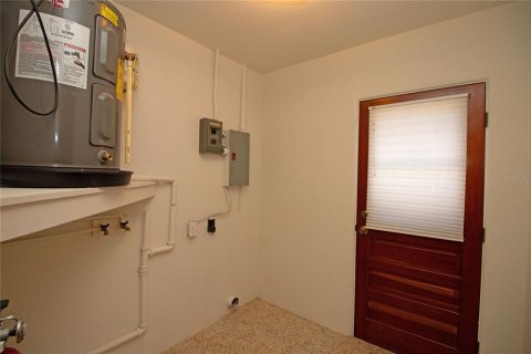 House in Saint Petersburg, Florida 2 bedrooms, 93.18 sq.m. № 1744862 - photo 27