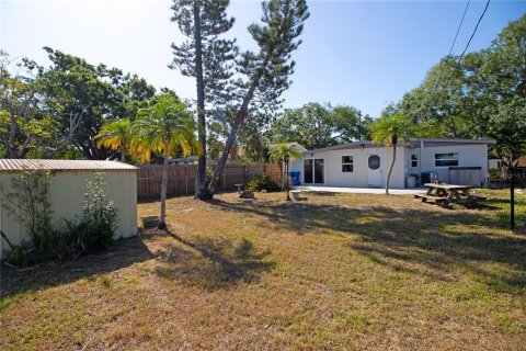 House in Saint Petersburg, Florida 2 bedrooms, 93.18 sq.m. № 1744862 - photo 28