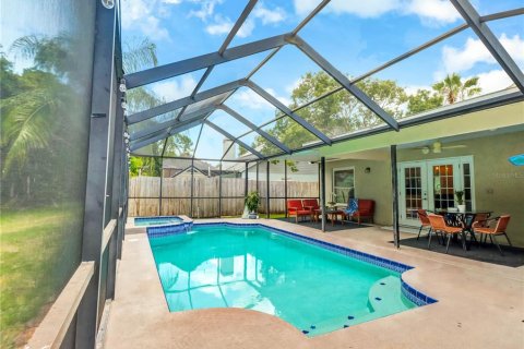 House in Tampa, Florida 3 bedrooms, 189.43 sq.m. № 2152367 - photo 30