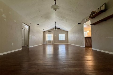 House in Ocala, Florida 3 bedrooms, 148.27 sq.m. № 2100098 - photo 23