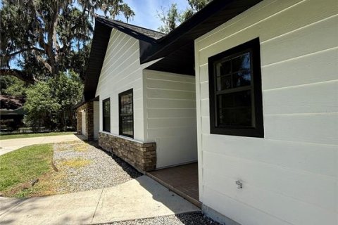 House in Ocala, Florida 3 bedrooms, 148.27 sq.m. № 2100098 - photo 6