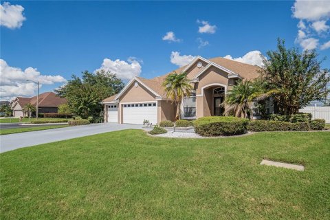 Villa ou maison à vendre à Lakeland, Floride: 4 chambres, 253.53 m2 № 2419168 - photo 2