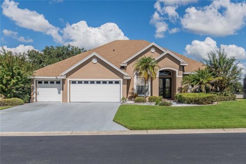 Villa ou maison à Lakeland, Floride 4 chambres, 253.53 m2 № 2419168