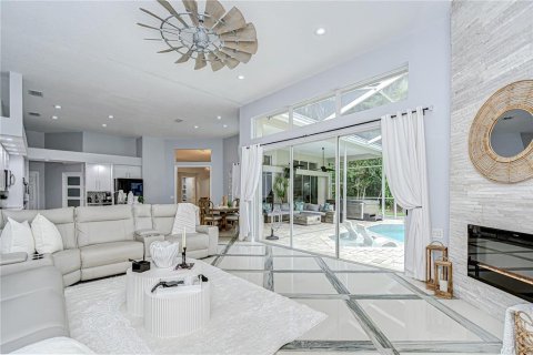 Casa en venta en Odessa, Florida, 4 dormitorios, 298.68 m2 № 1919360 - foto 18