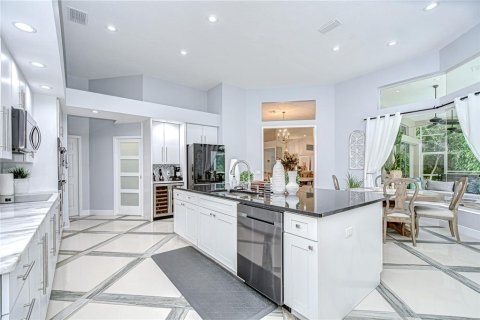 Casa en venta en Odessa, Florida, 4 dormitorios, 298.68 m2 № 1919360 - foto 13