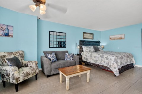 Condominio en venta en Daytona Beach, Florida, 1 dormitorio, 31.87 m2 № 2108857 - foto 11
