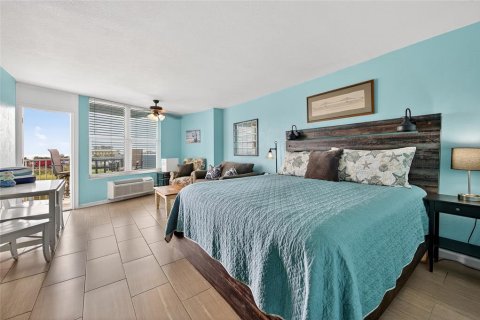 Condominio en venta en Daytona Beach, Florida, 1 dormitorio, 31.87 m2 № 2108857 - foto 13