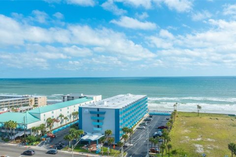 Condominio en venta en Daytona Beach, Florida, 1 dormitorio, 31.87 m2 № 2108857 - foto 3