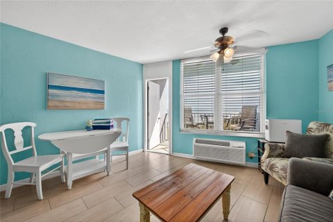 Condominio en venta en Daytona Beach, Florida, 1 dormitorio, 31.87 m2 № 2108857 - foto 24