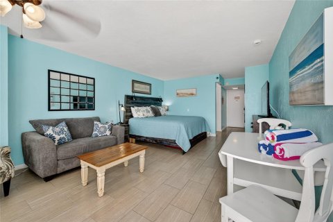 Condominio en venta en Daytona Beach, Florida, 1 dormitorio, 31.87 m2 № 2108857 - foto 17