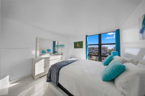 Condominio en venta en Fort Lauderdale, Florida, 2 dormitorios, 102.19 m2 № 2012349 - foto 21