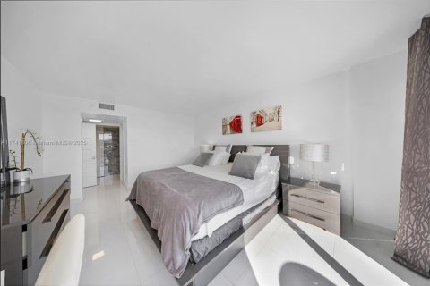 Condominio en venta en Fort Lauderdale, Florida, 2 dormitorios, 102.19 m2 № 2012349 - foto 28